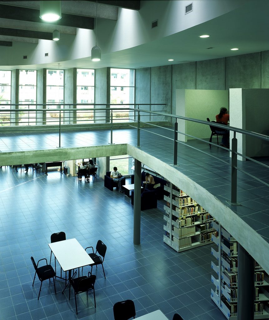 Biblioteca Universidad Marista - 07